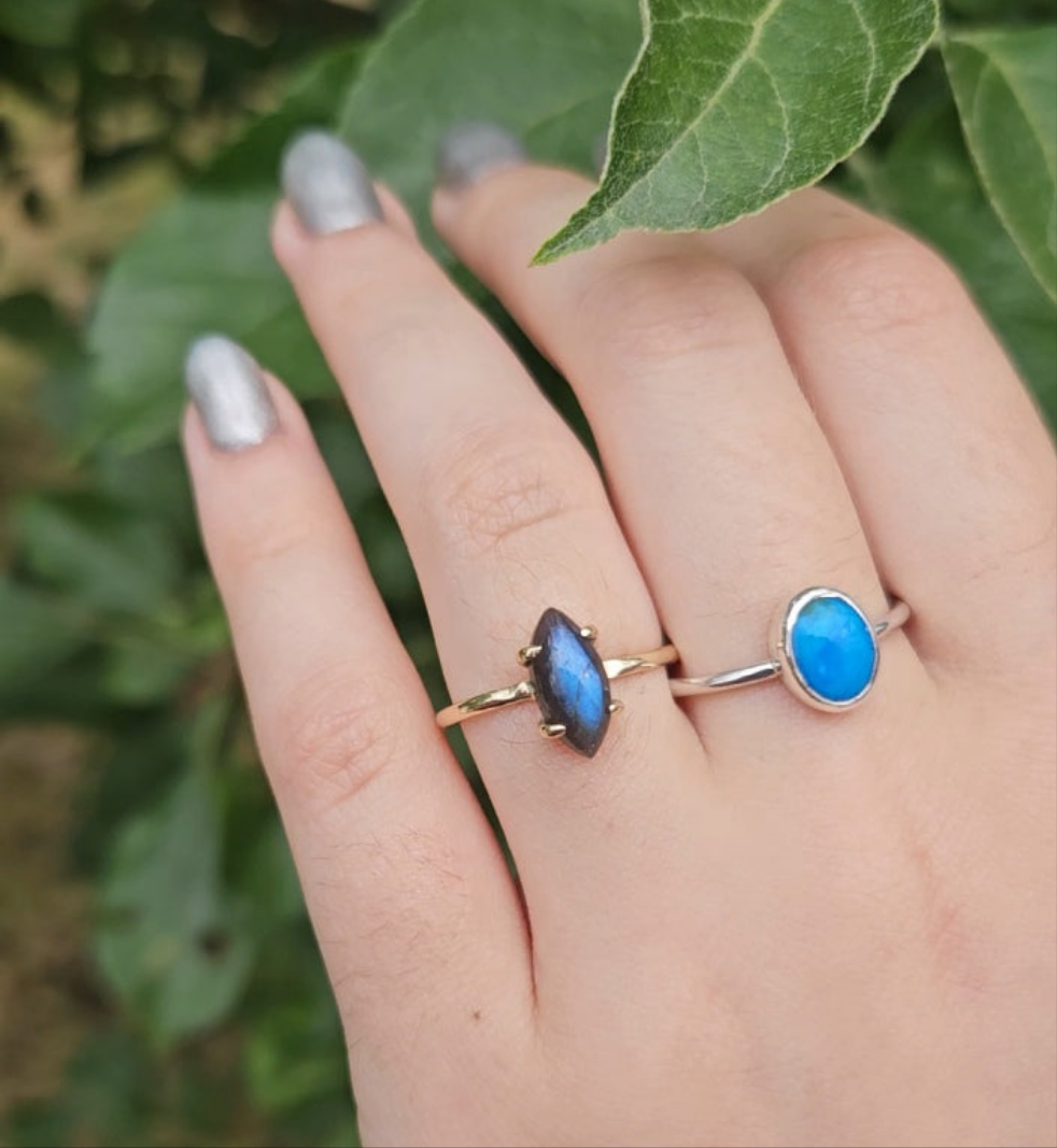 Labradorite ring