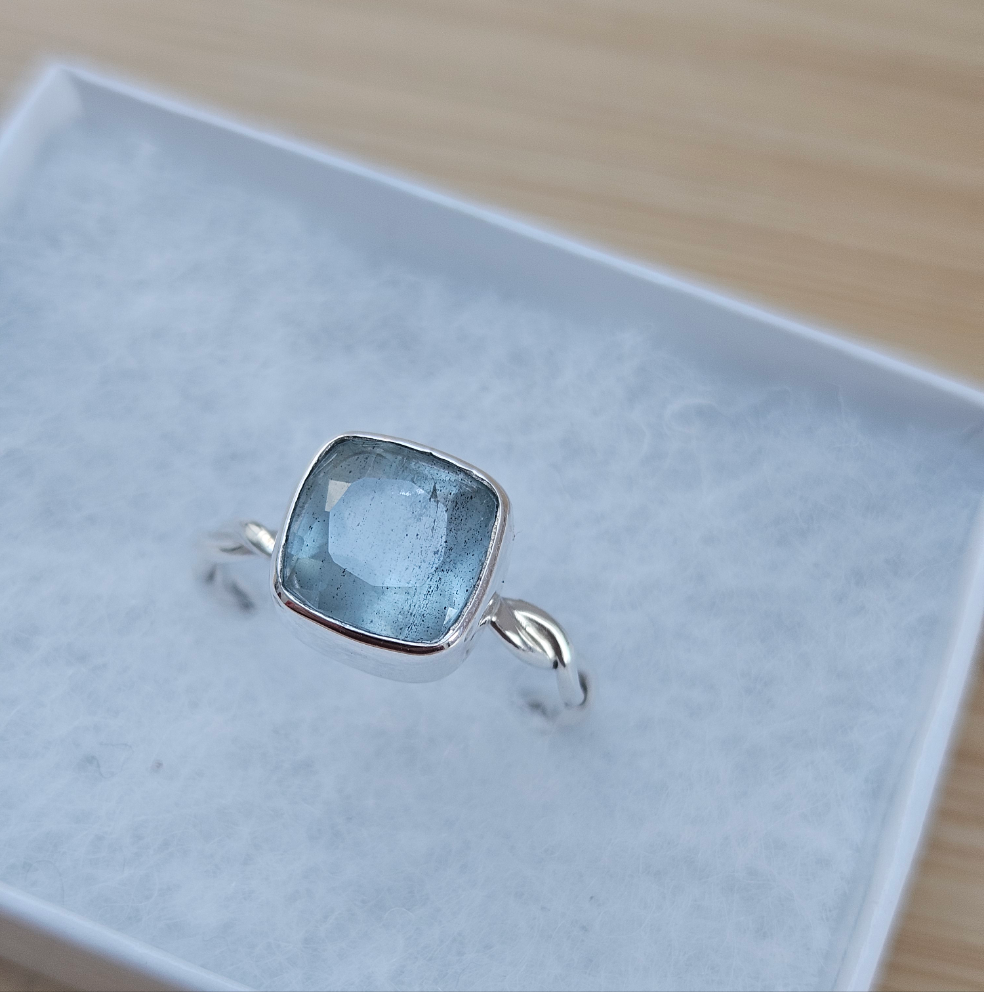 Sterling silver Aquamarine ring