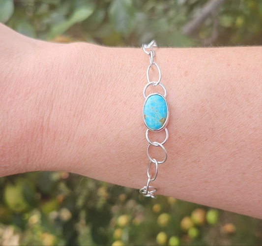 Chain bracelet with turquoise