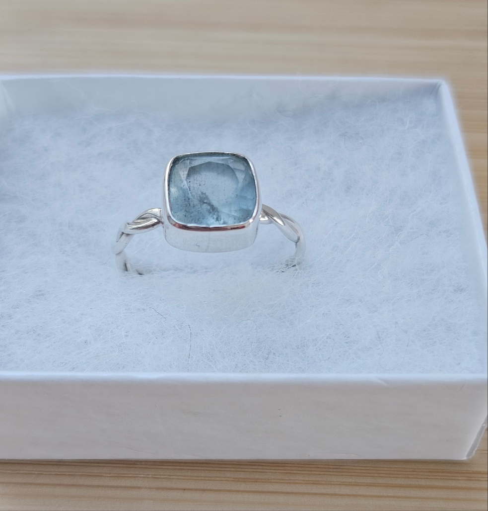 Sterling silver Aquamarine ring