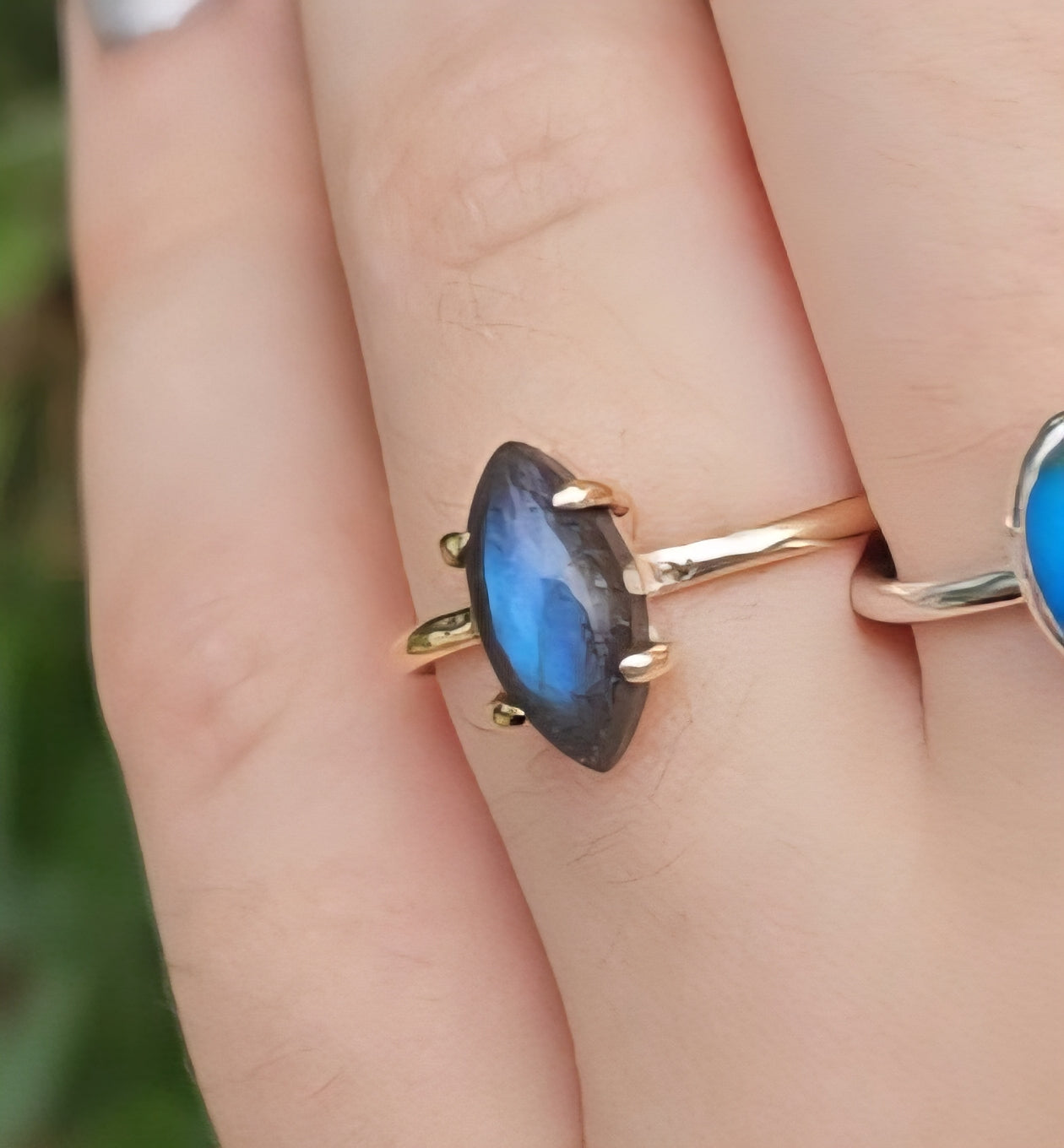 Labradorite ring