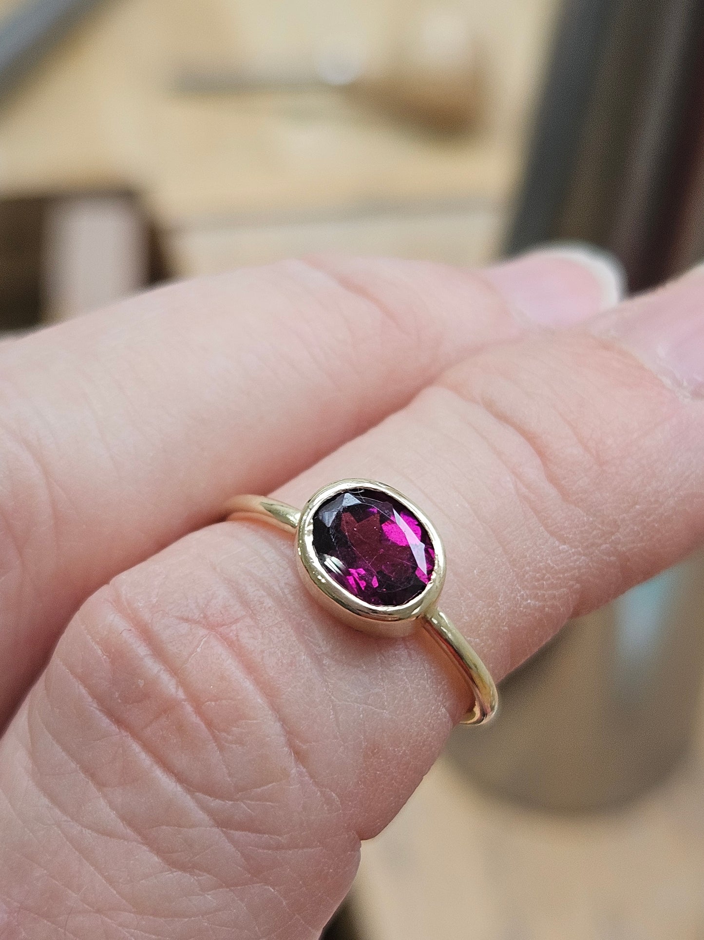 Rhodolite Garnet 9ct gold ring