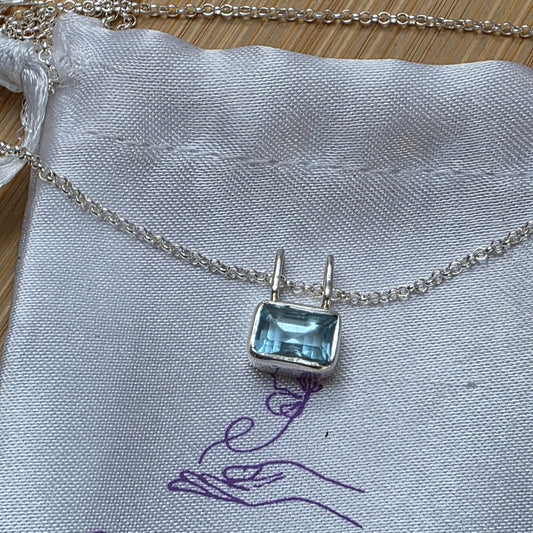 Aquamarine pendant