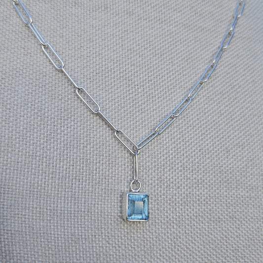 Aquamarine pendant