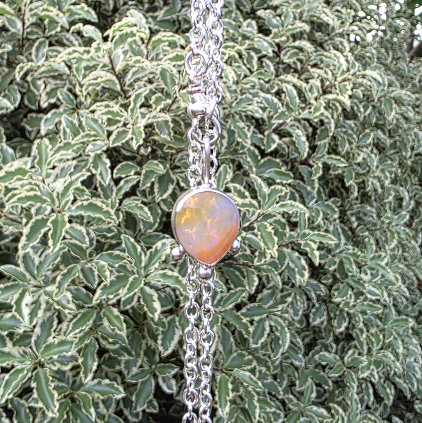 Swivel clasp chain