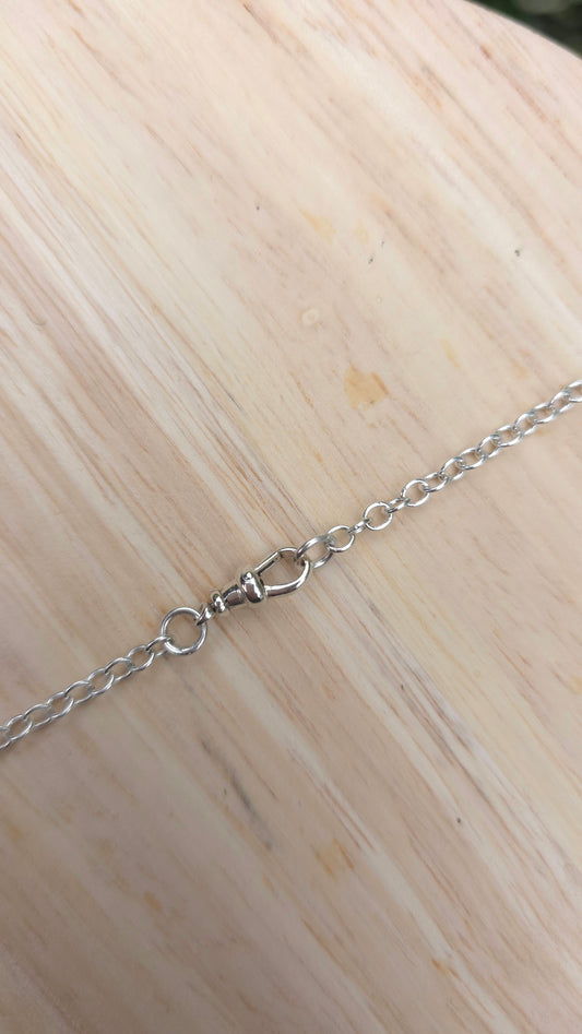 Swivel clasp chain