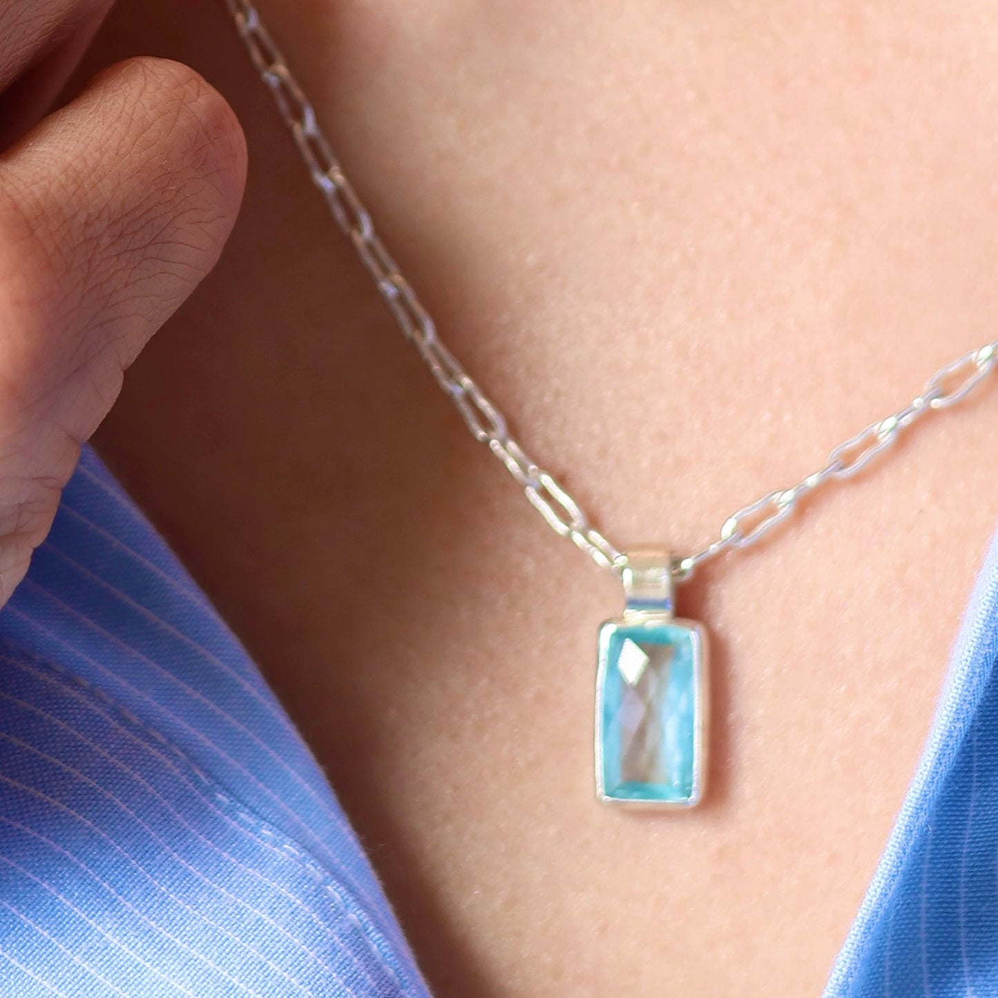 Checkered cut Aquamarine pendant